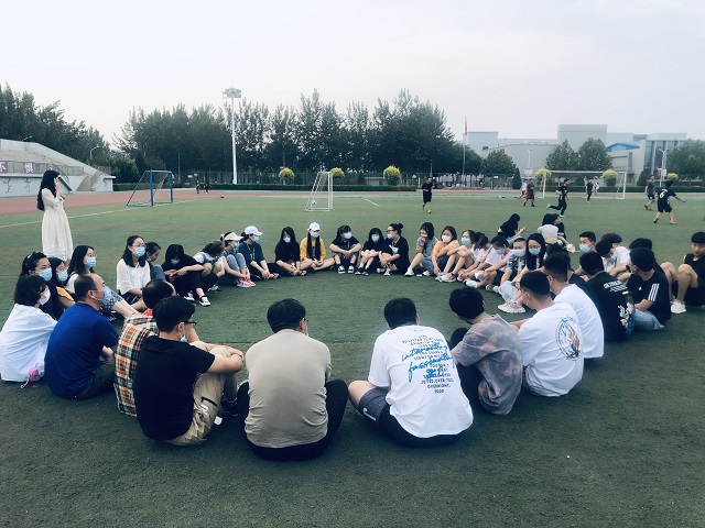 【学业导师】“薪火相传 ,引路启航”——记环境设计专业1801班师生交流会
