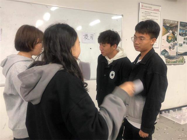 【完满班级】发扬艺术之光 共创魅力校园