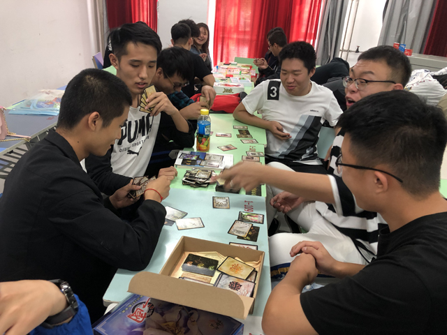 【完满班级】忆年少时 童心依在