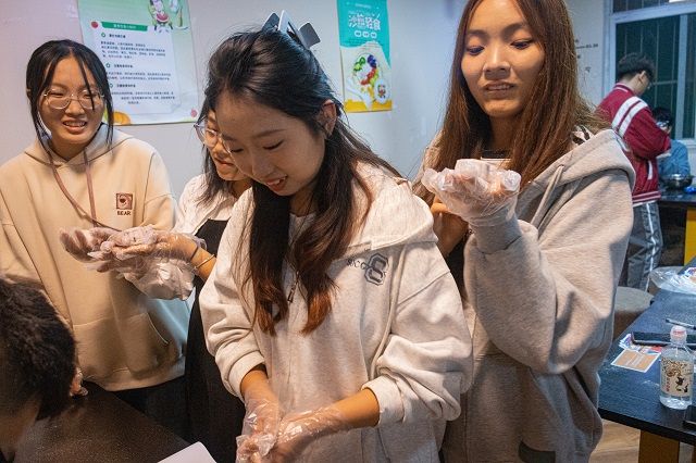 月过中秋 桂子飘香 小艺9月完满团支部集锦