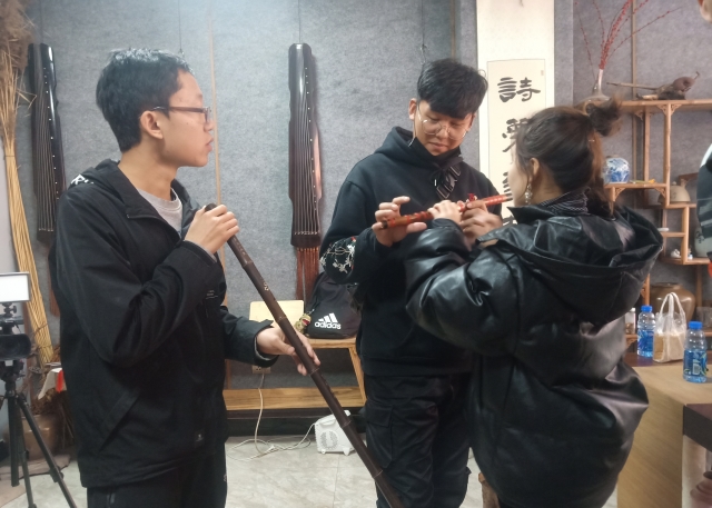 【公益服务】指尖轻扣 墨香纷飞