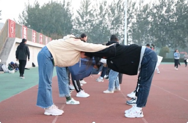 【完满班级】“快乐体育 魅力生活”