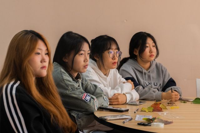 【志愿服务】一叶知秋至 霜降感秋寒——0638太阳集团官网青春文化宣讲二十四节气“寒霜降 冬渐临”