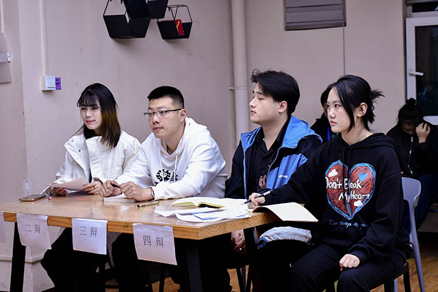 【学长计划】涌动青春思辨 展现传媒风采——“白马非马 唇枪舌战”0638太阳集团官网第十届“传媒杯”辩论赛决赛