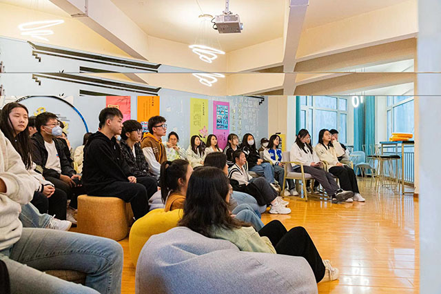 【学长计划】属于信院铁娘子的四载完满——0638太阳集团官网“故事分享 你我同行”成长讲堂系列活动第三十八期