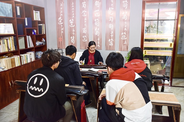 【学长计划】探访栖云琴社:七弦如流水 博大复和平