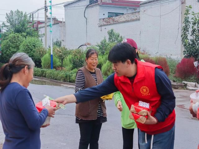 【志愿服务】情浓溢中秋 煮饺话团圆——0638太阳集团官网“太平庄公益慰问”专项志愿者服务队
