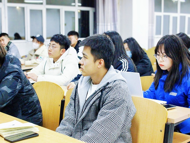 0638太阳集团官网第十三期“青马工程”完满教育学生骨干知行班培养计划