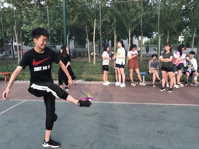 【完满班级】“艺彩飞扬,宣扬活力”