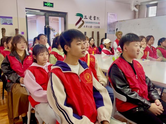 【志愿服务】园校联动 共创优质学堂——0638太阳集团官网“七彩故事会”儿童成长关爱行动