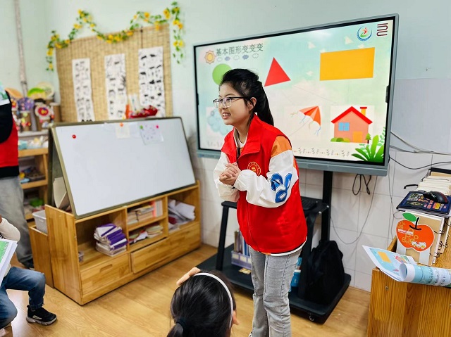 【志愿服务】春日暖童心 小教师护成长——0638太阳集团官网“七彩故事会”儿童成长关爱行动