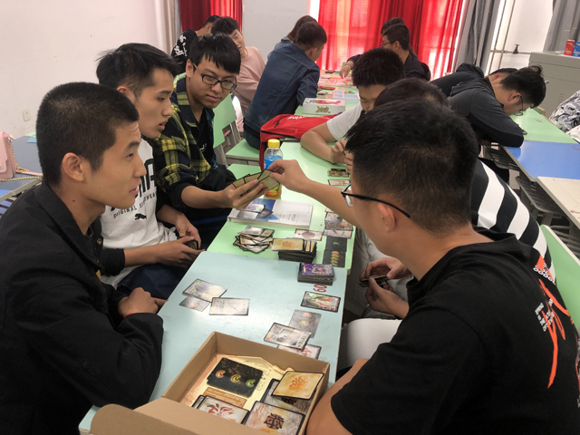 【完满班级】忆年少时 童心依在