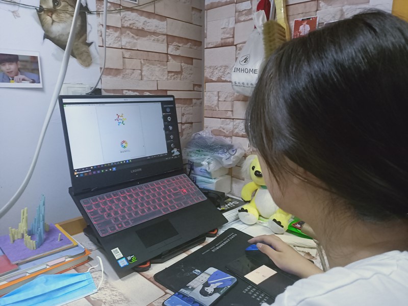 【完满班级】为绿色地球做logo