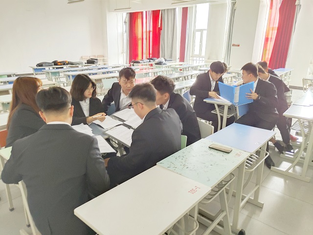 【学长计划】唇枪舌战 争锋相对