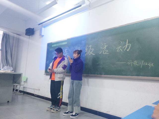 【完满班级】“长街长 繁花繁”
