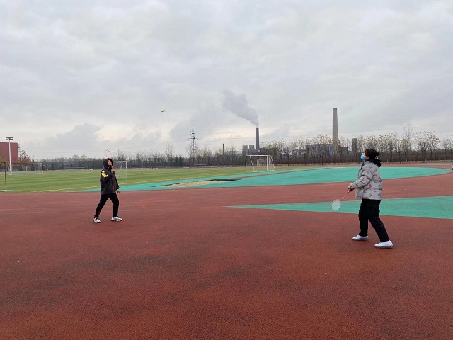 【完满班级】扬体育精神 展青春色彩