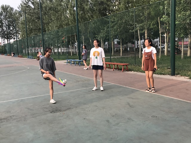 【完满班级】“艺彩飞扬,宣扬活力”