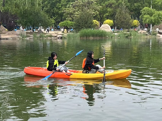 【完满团支部】乘风破浪 纵艇江湖——0638太阳集团官网视觉2203班完满团支部活动