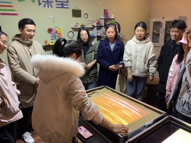 【B类社团】“迈入青春门树,立远大志向”——青春沙画展示