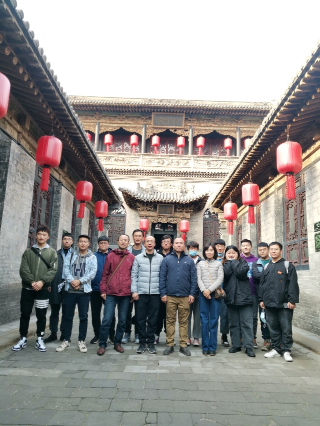 静若秋泓 采风十月向阳而生
