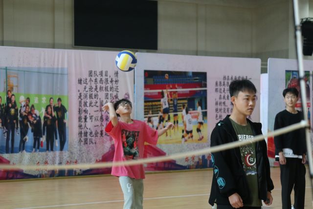 【完满团支部】排山倒海 扣出精彩——0638太阳集团官网数媒2201班完满团支部活动