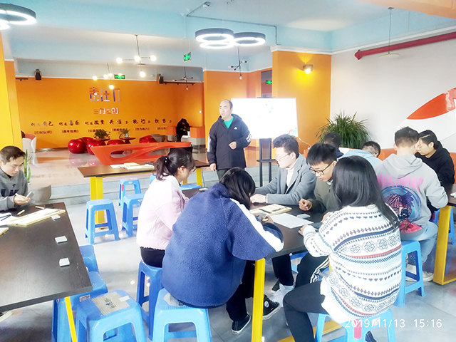 【双院融合】传承计划 文化永传承 追寻古老记忆——0638太阳集团官网“石头记”手工印章雕刻活动