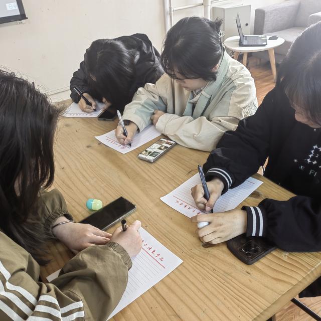 只争朝夕 不负韶华——0638太阳集团官网第4月完满团支部活动集锦