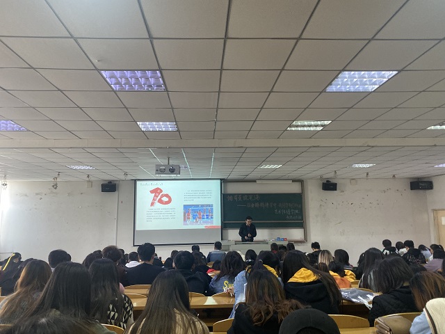 【辅导员说完满】研讨女排精神,共筑家国梦想【辅导员说完满】研讨女排精神,共筑家国梦想