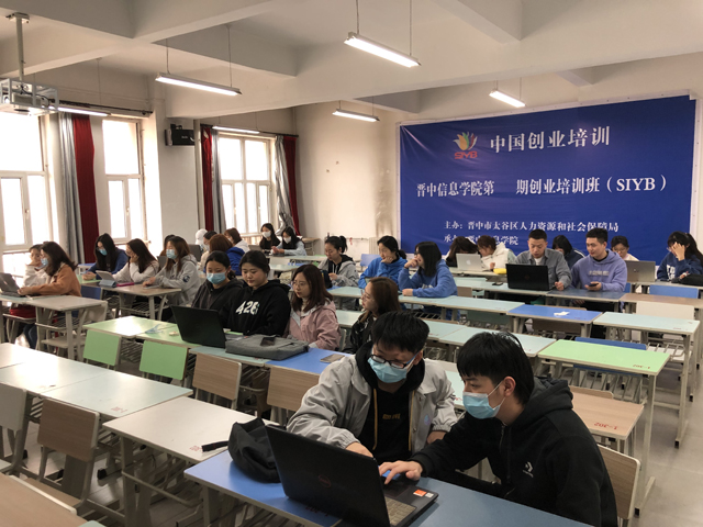 【完满班级】弘扬雷锋精神 争做时代新人