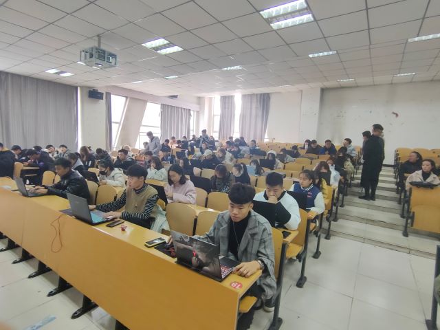 【社团活动】学习场上再相见 办公场上各显神通
