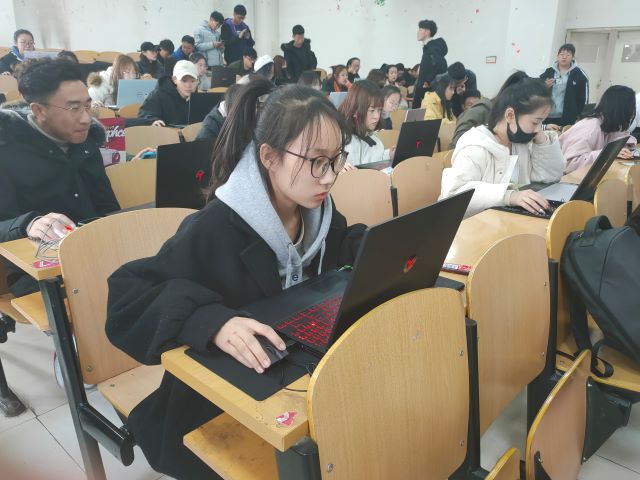 【社团活动】学习场上再相见 办公场上各显神通