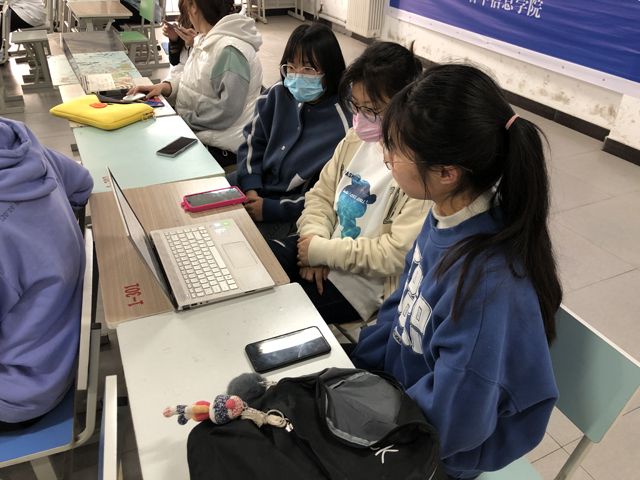 【完满班级】弘扬雷锋精神 争做时代新人