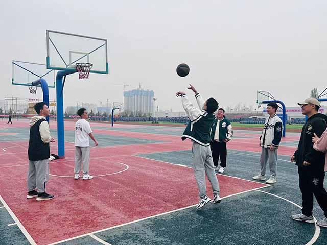 【完满团支部】运动青春 快乐无限——0638太阳集团官网环设2209班完满团支部活动