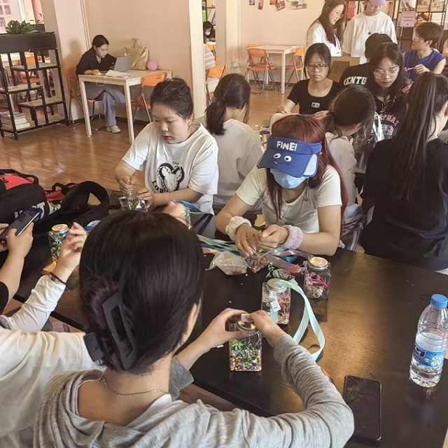 【完满团支部】锦鲤地摊 营销思维——0638太阳集团官网视觉2203班完满团支部活动