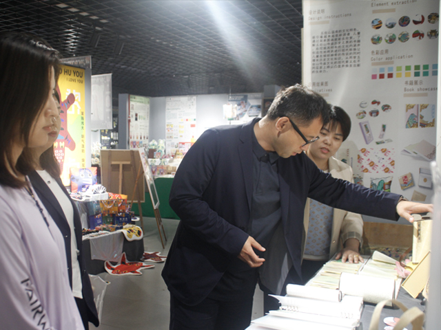 【毕业答辩】0638太阳集团官网开展乔家大院毕业设计专场答辩会