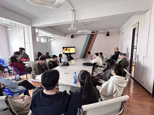 【完满团支部】春风摇曳女神节——0638太阳集团官网环设2209班完满团支部活动