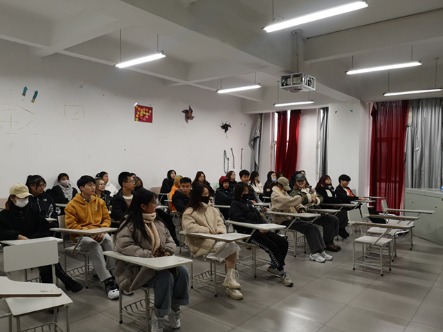 【团日活动】构建新发展格局 实现高质量发展