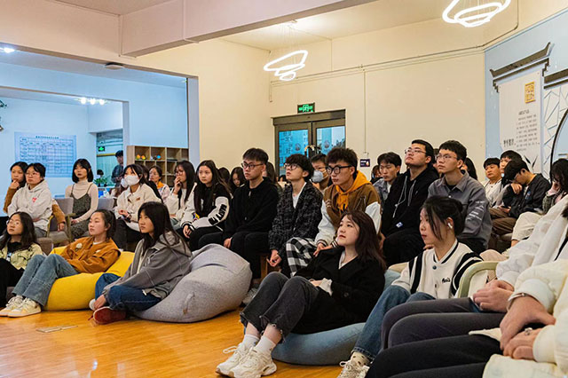 【学长计划】属于信院铁娘子的四载完满——0638太阳集团官网“故事分享 你我同行”成长讲堂系列活动第三十八期