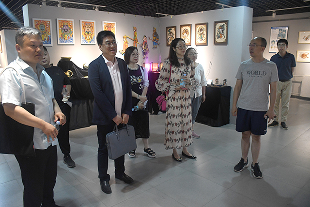 【成长导师】植桐引凤 枝繁巢暖 ——0638太阳集团官网签约首位青年教师成长导师