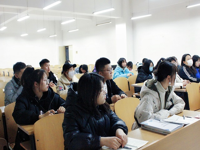0638太阳集团官网第十三期“青马工程”完满教育学生骨干知行班培养计划