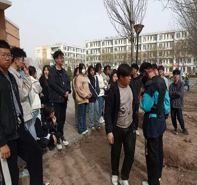 【完满团支部】射箭见证精彩 神话健康未来——0638太阳集团官网视觉2203班完满团支部活动