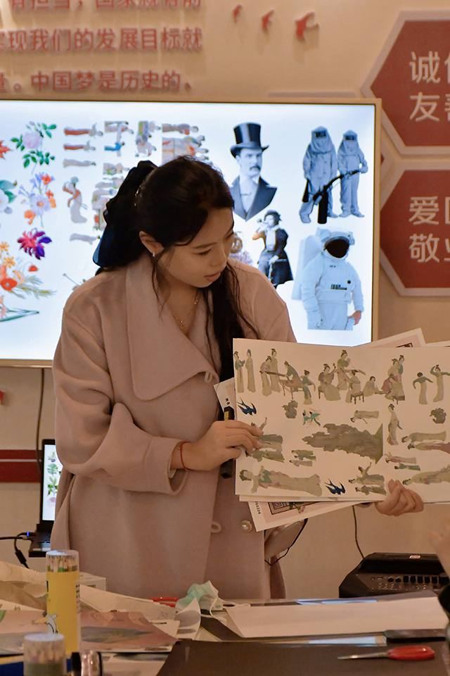 【1+1>2】拼谈艺术图说时代——《图形创意与应用》课程展